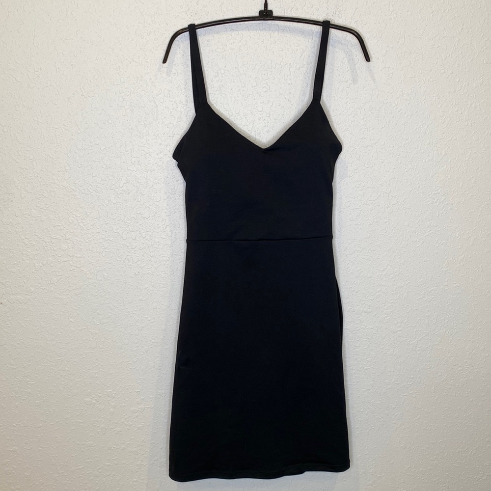 Fabletics Black Bodycon Sleeveless Mini Strappy Dress Stretchy Sz M Polyester